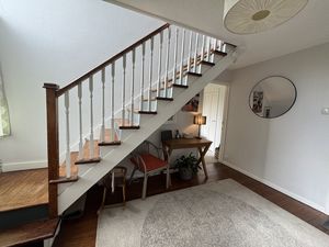 HALLWAY- click for photo gallery